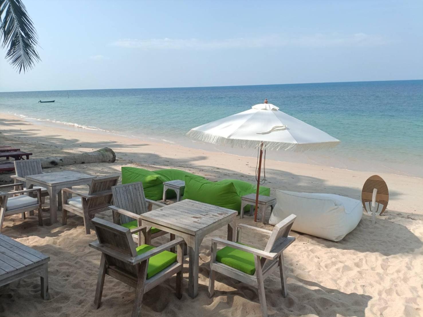 March Samui Resort Bãi biển Bãi biển Mae Nam Ngoại thất bức ảnh
