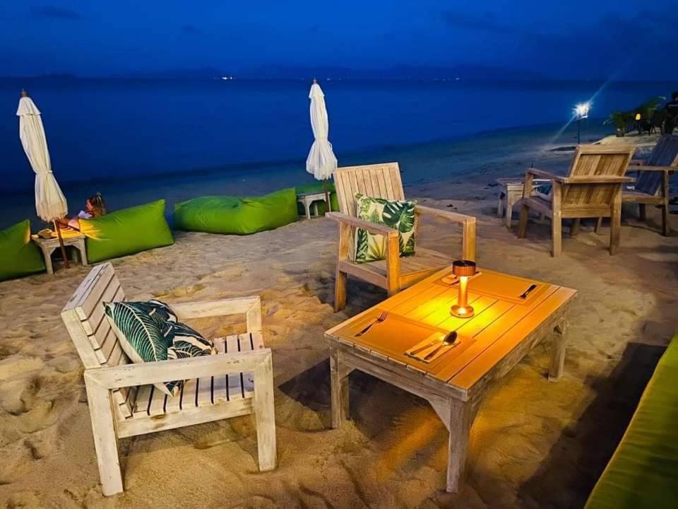 March Samui Resort Bãi biển Bãi biển Mae Nam Ngoại thất bức ảnh