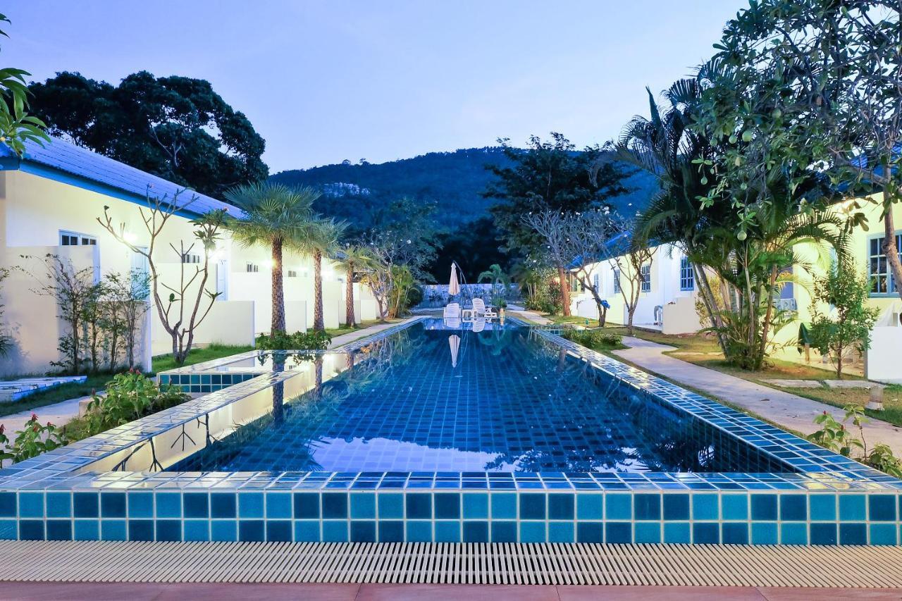 March Samui Resort Bãi biển Bãi biển Mae Nam Ngoại thất bức ảnh